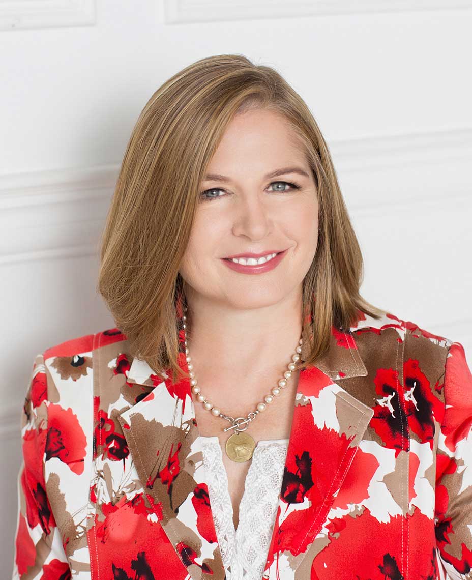 Associate Coach Patti Mara