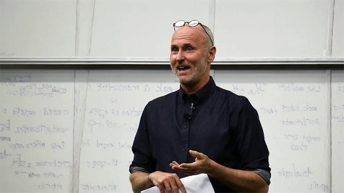 Portrait of Chip Conley