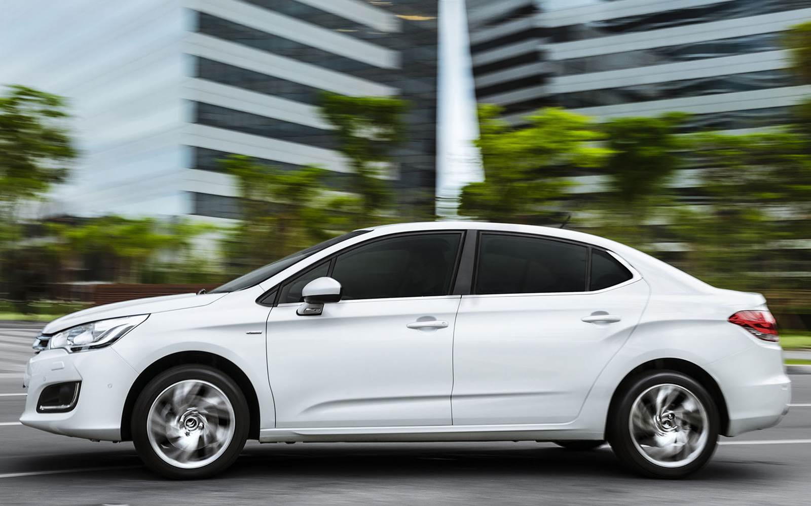 C4 Lounge 2015 - THP Flex Citroen