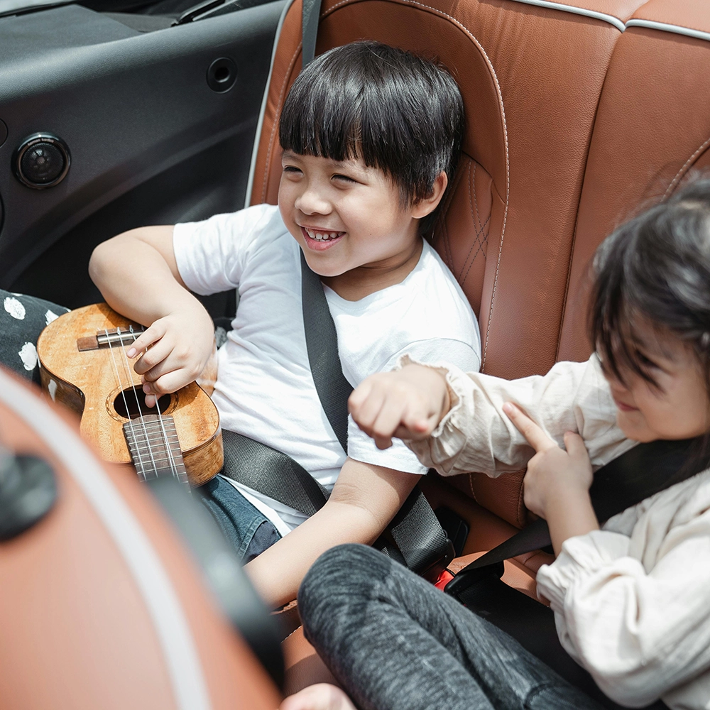 SiblingsonRoadtrip.webp