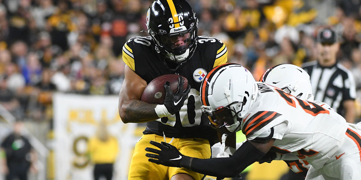 Najee Harris vs. Jaylen Warren: Fantasy Football DFS as Steelers RB