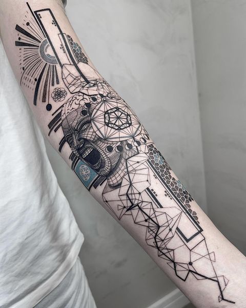 geometric sleeve fully complete