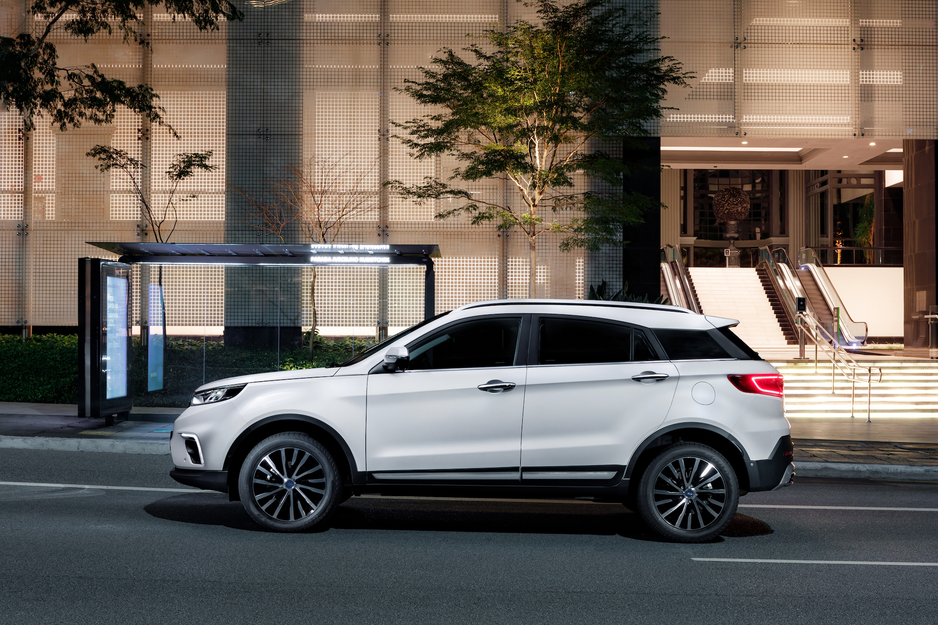 Ford Territory - novo carro da Ford - Lateral