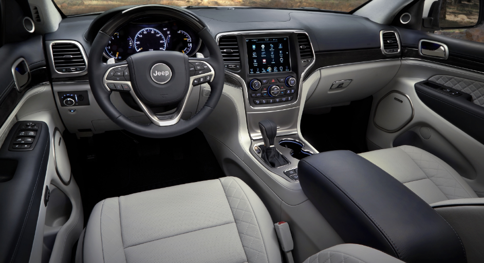 Jeep Grand Cherokee 2017 conoce la clásica todoterreno