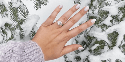 2 carat diamond ring on size 6 finger