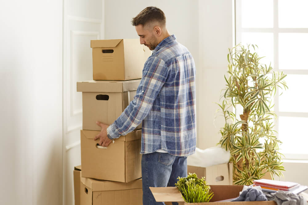 man needs loan for moving expenses