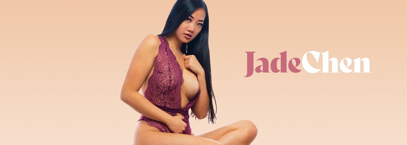Gorgeous Asian College Girl Jade Chen