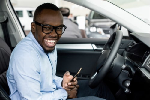 happy customer gets auto loan approval