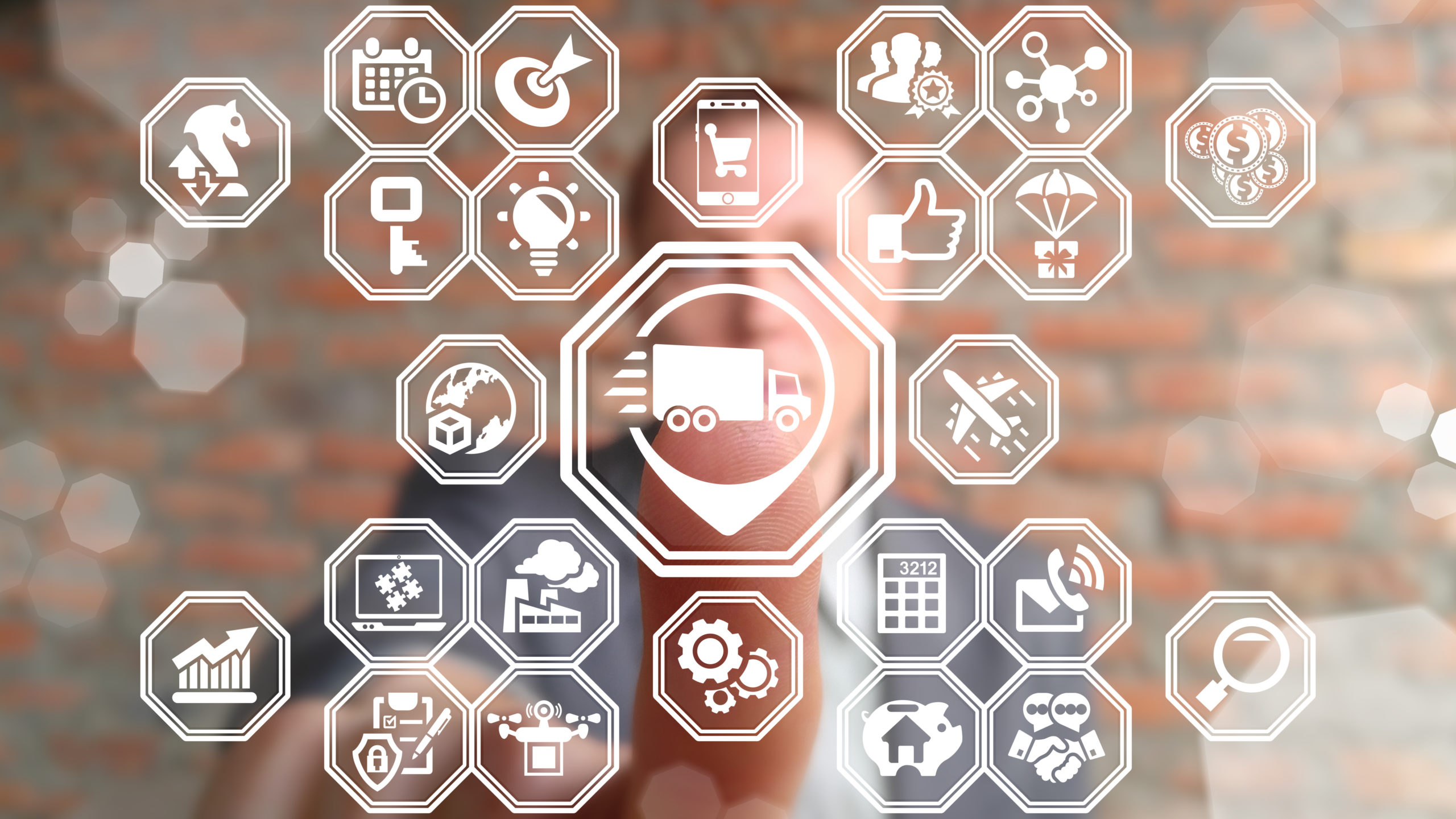 Difference Logistics Supply Chain Management