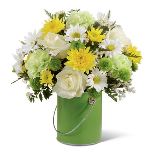 green-carnations-white-daises-white-r...