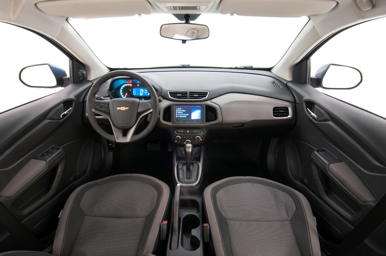 Prisma 2015 interior