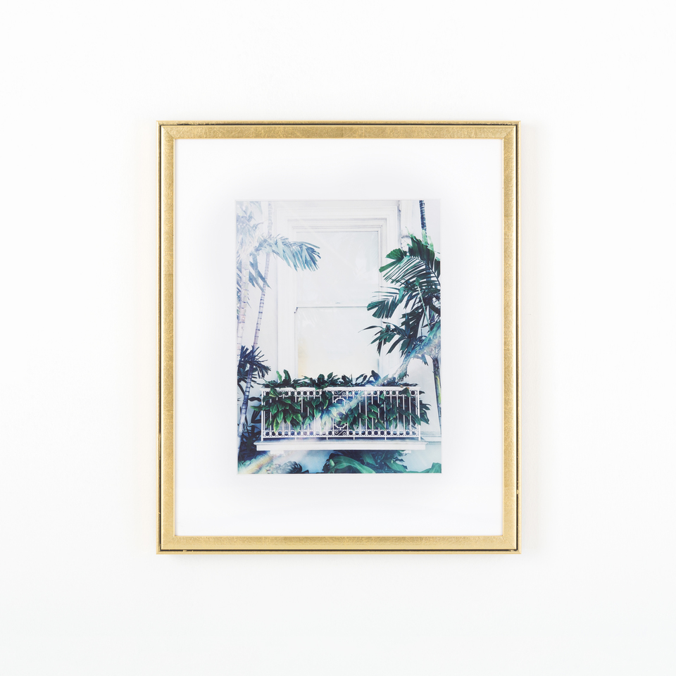 dorado, metallic gold picture frame