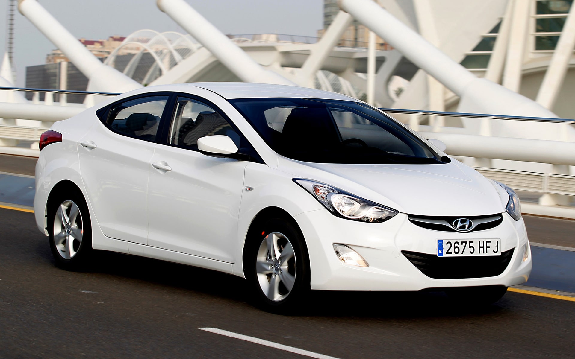 Elantra 2012 branco (Foto: Hyundai)