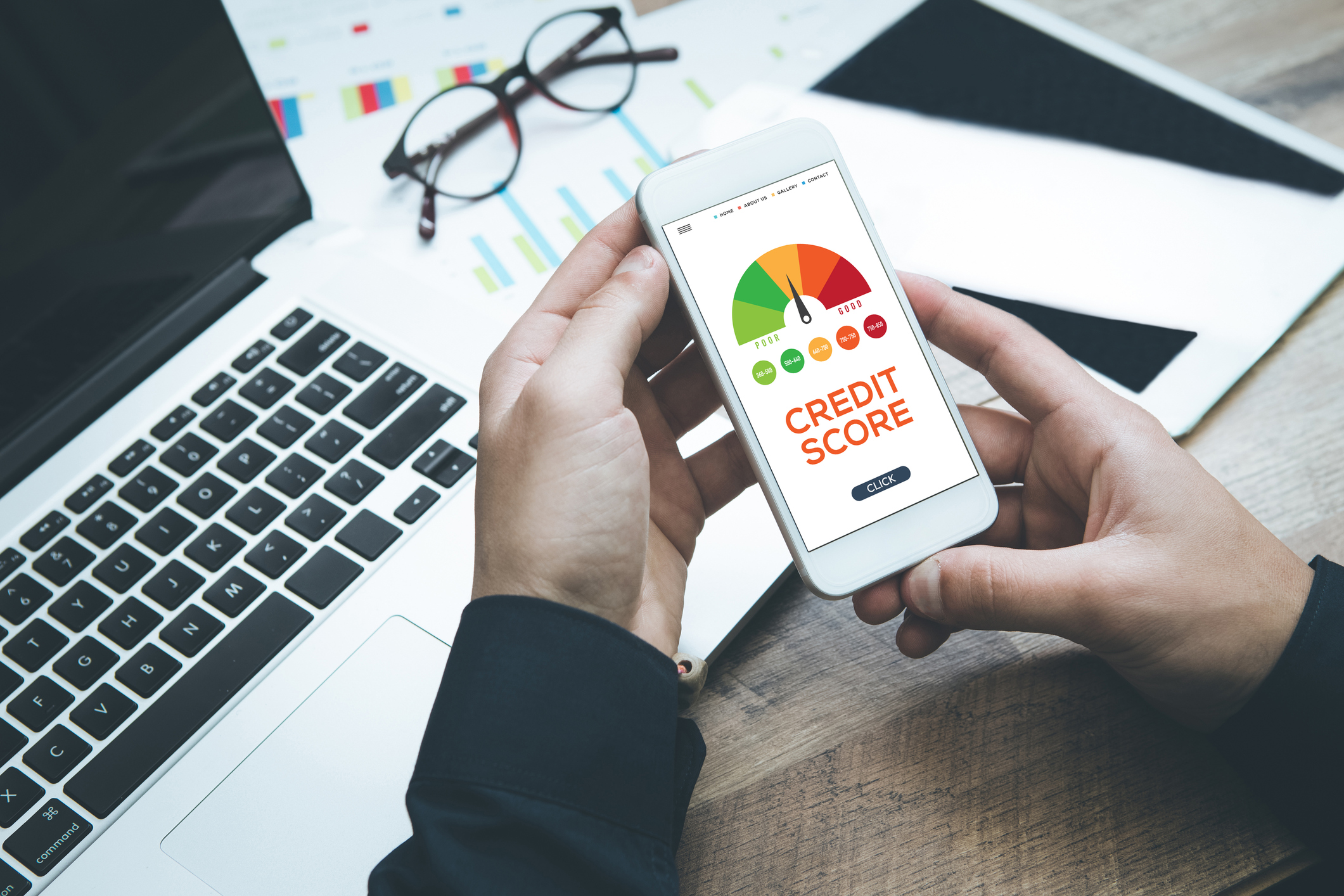 Can a personal loan build my credit score?