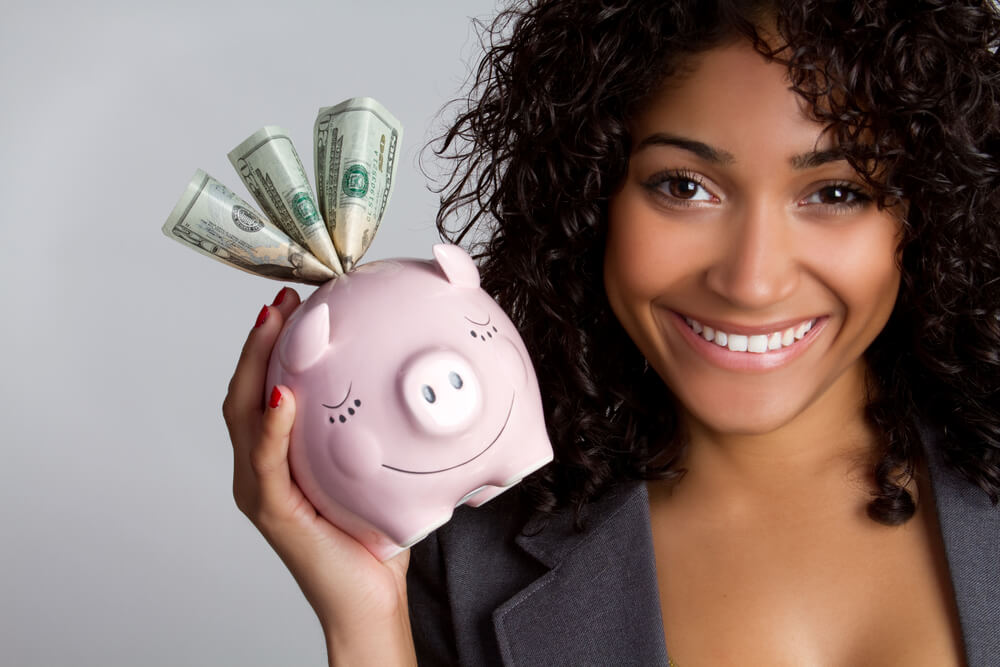 Woman saving money with title loans
