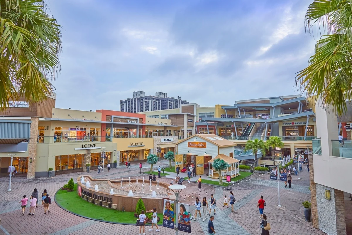 台灣 Outlet GLORIA OUTLETS 華泰名品城