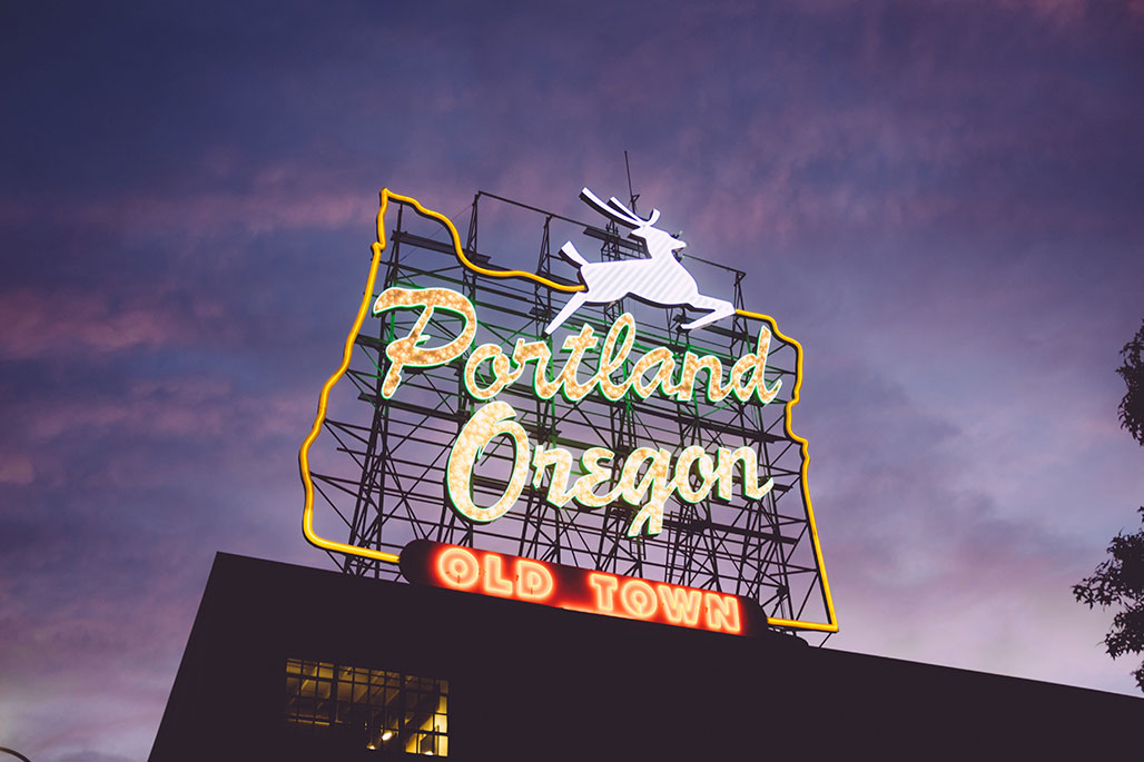 PortlandOregonSign-ZackSpear-Unsplash...