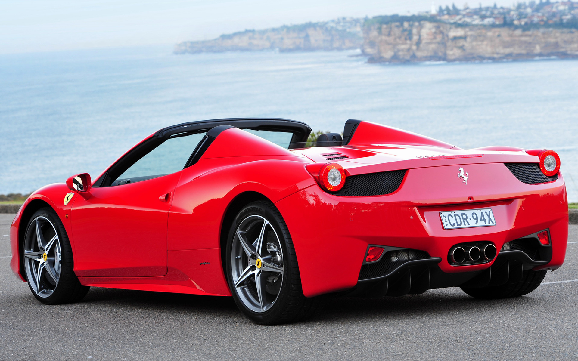 Ferrari 458 Spider e Italia veja preços e detalhes