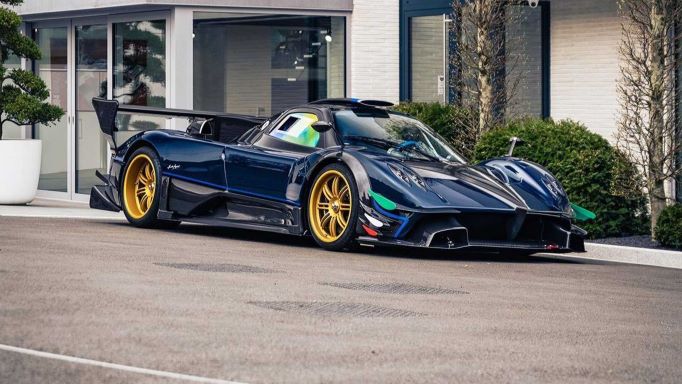 Pagani Zonda R 2007.jpg