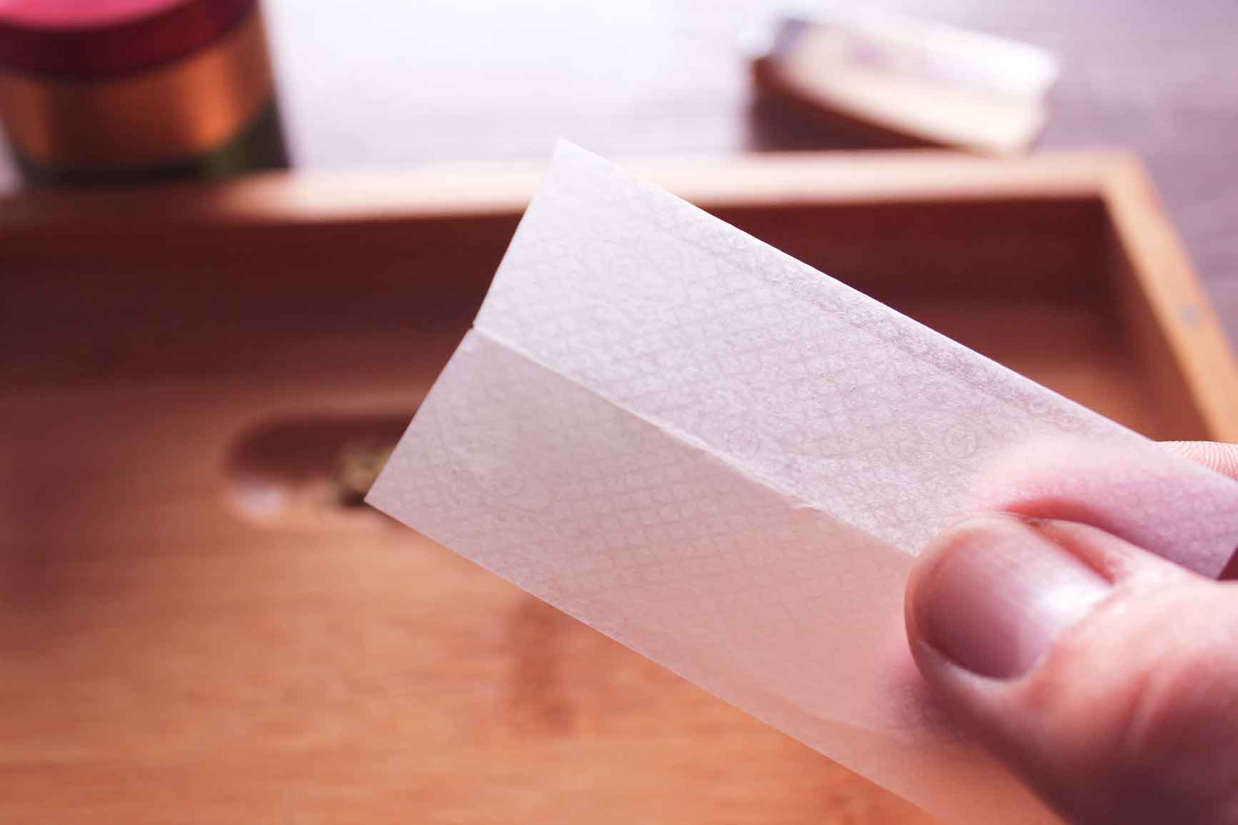 How to Roll a Joint Like a Master MAMA'S GANJA