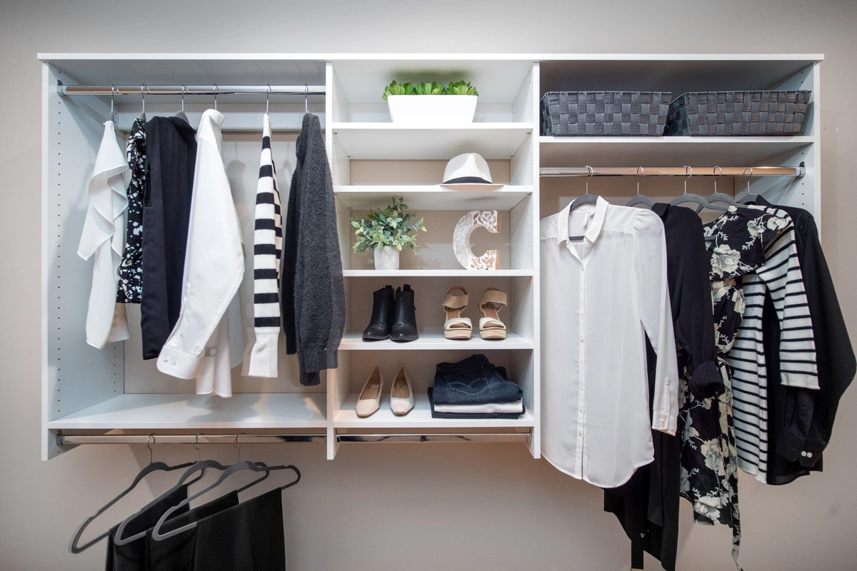 Closet-1-min.webp