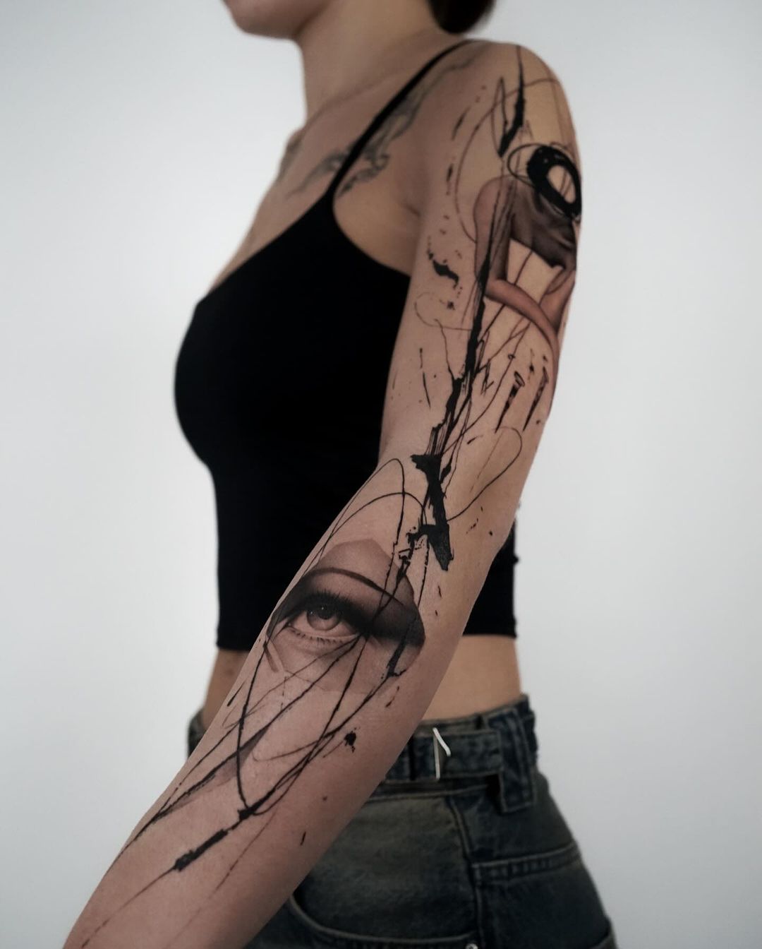 black and grey tattoo by fogi