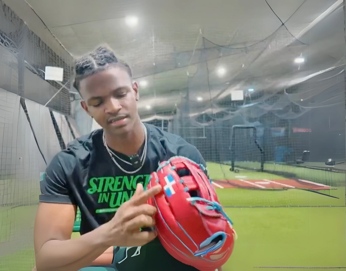 What's Inside a D1 Player's Gear Bag? Check it out with Tori Martin Rodriguez. ⚾