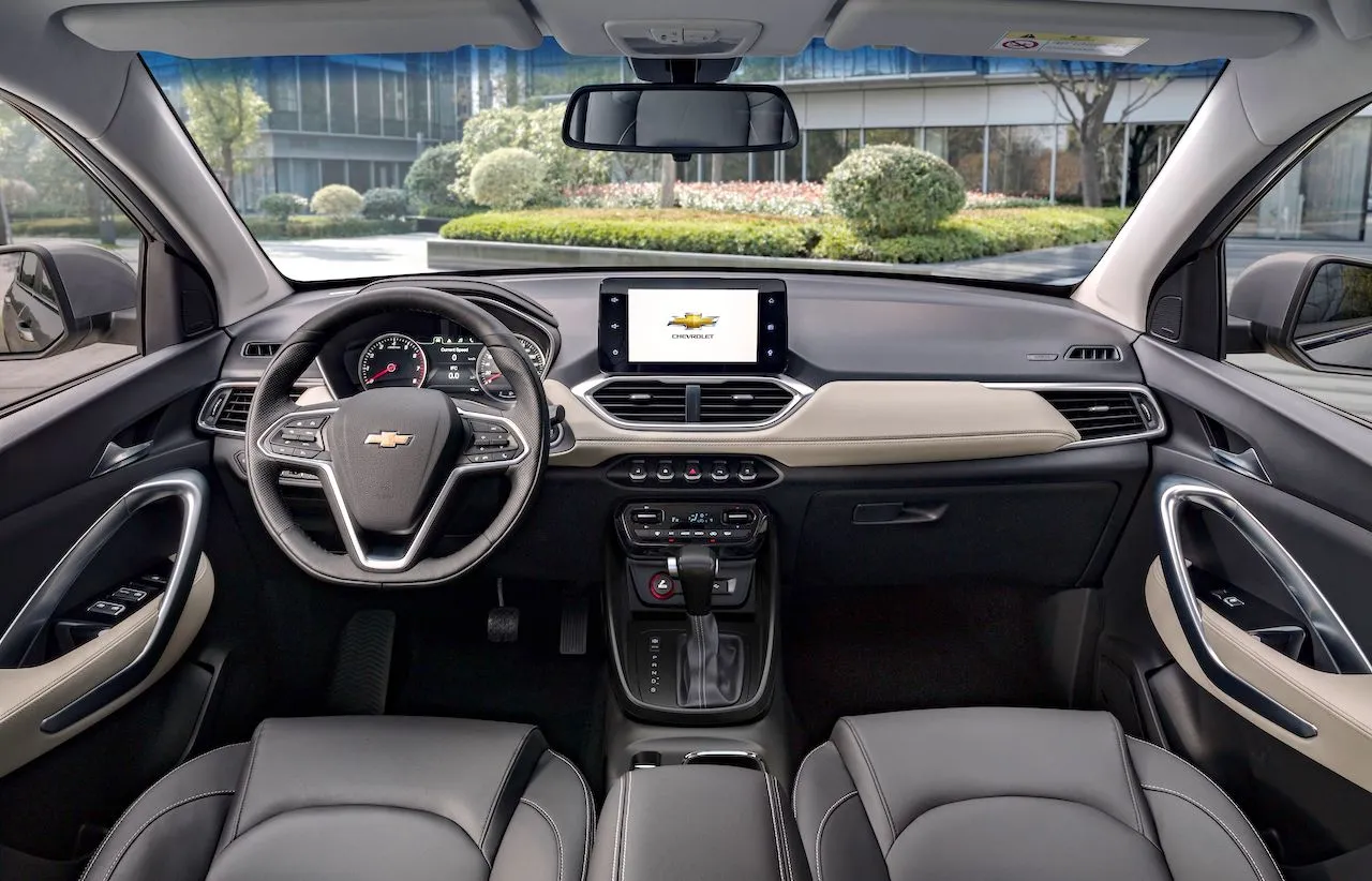 Chevrolet Captiva 2021 interior