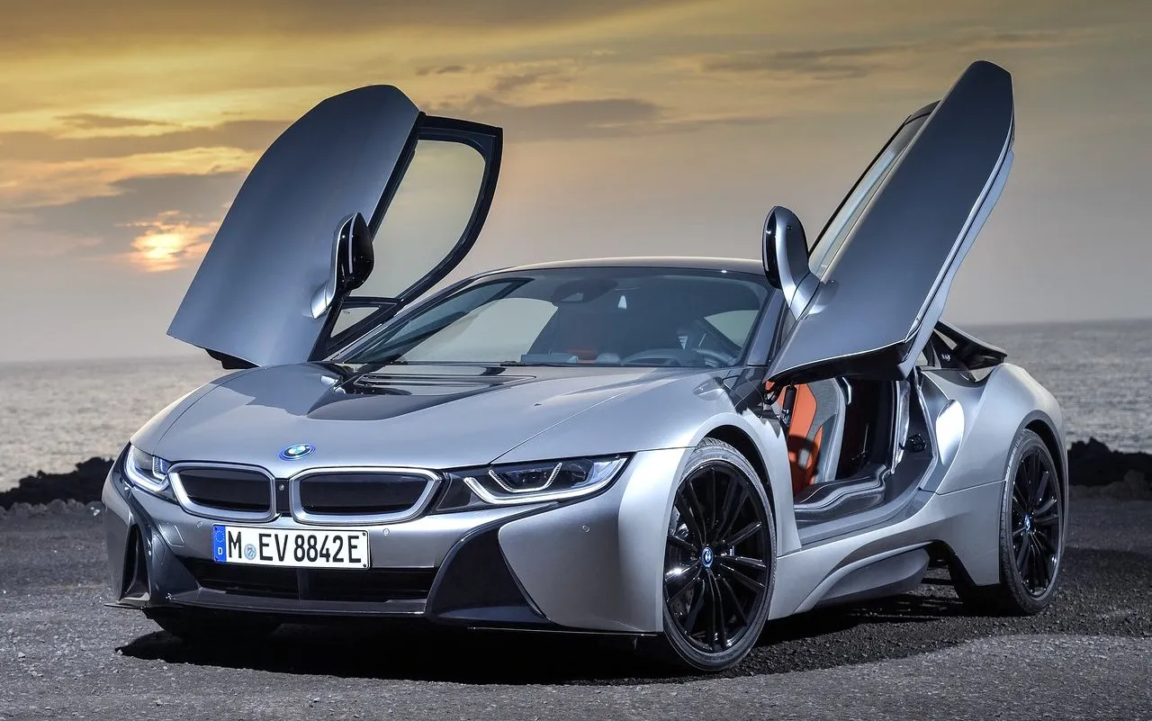 BMW i8 Coupe 2019