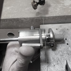 Cutting a tube