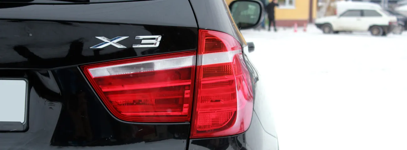 BMW-X3-2021-vs.-Lexus-NX-2021